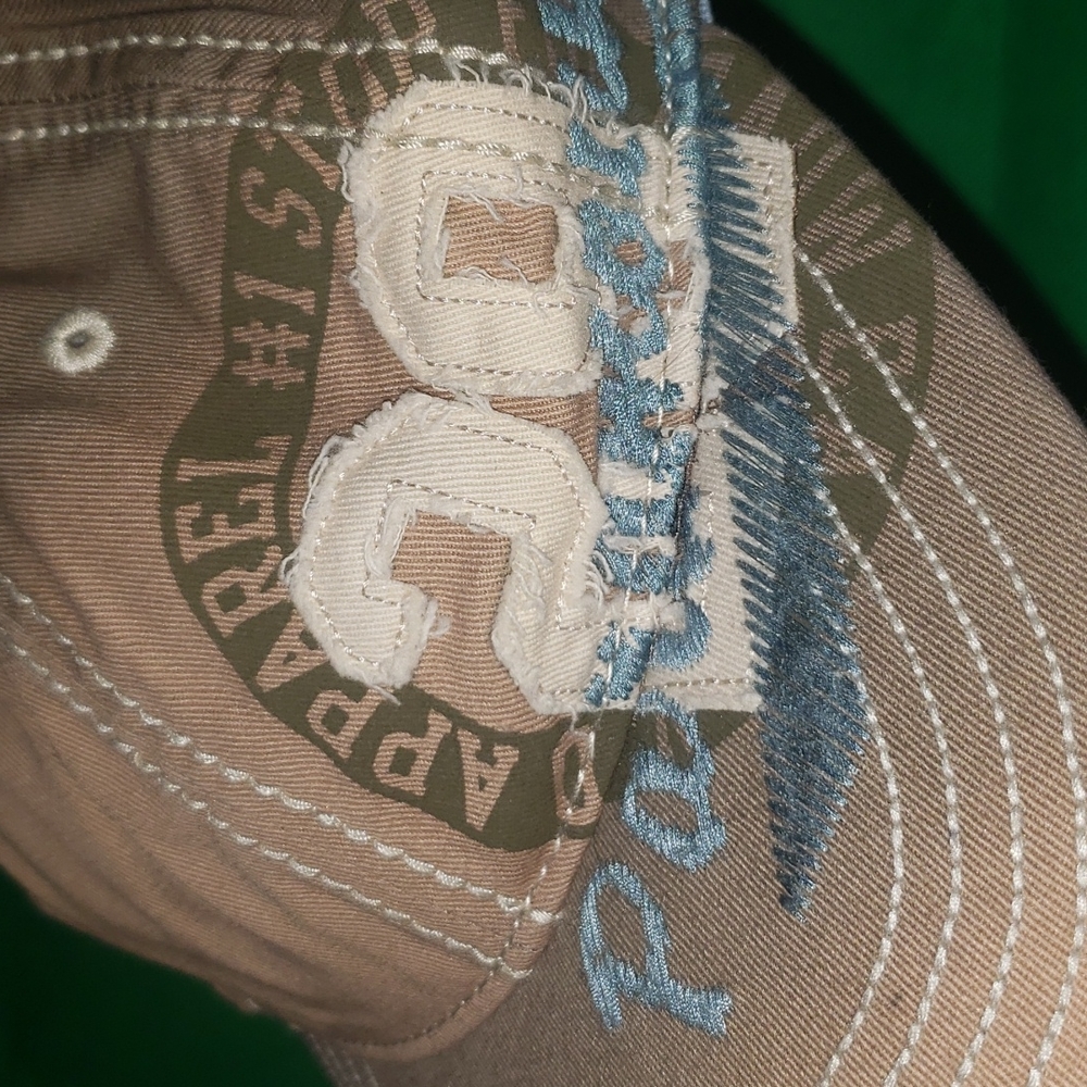 Paramount hat